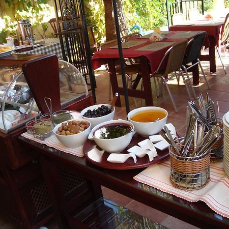 Villa Danlin Hotel Гёчек Экстерьер фото