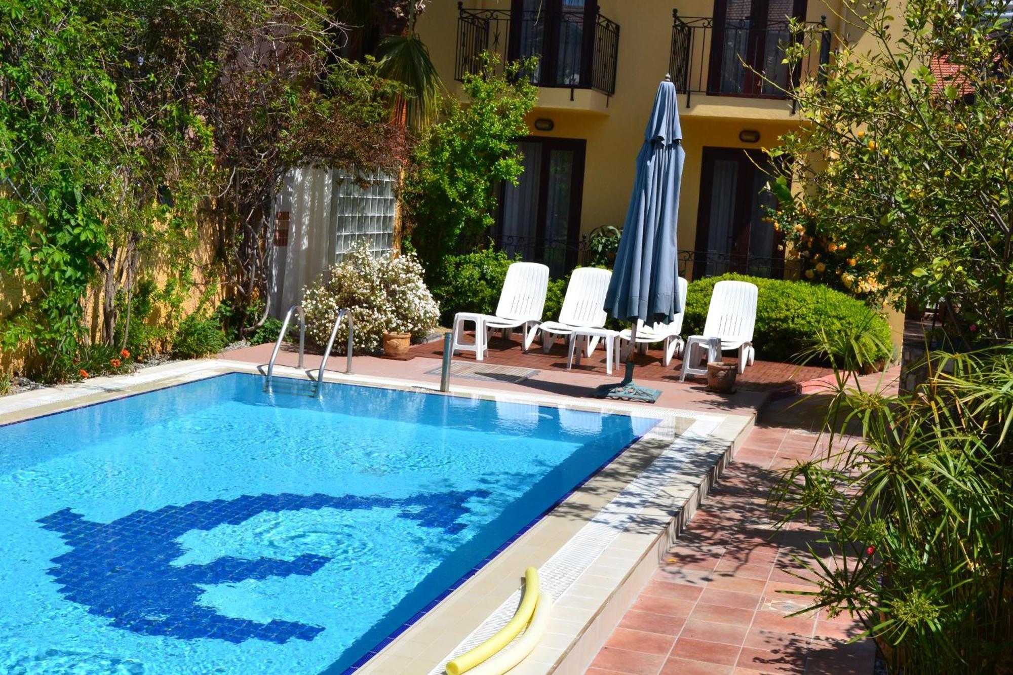 Villa Danlin Hotel Гёчек Экстерьер фото