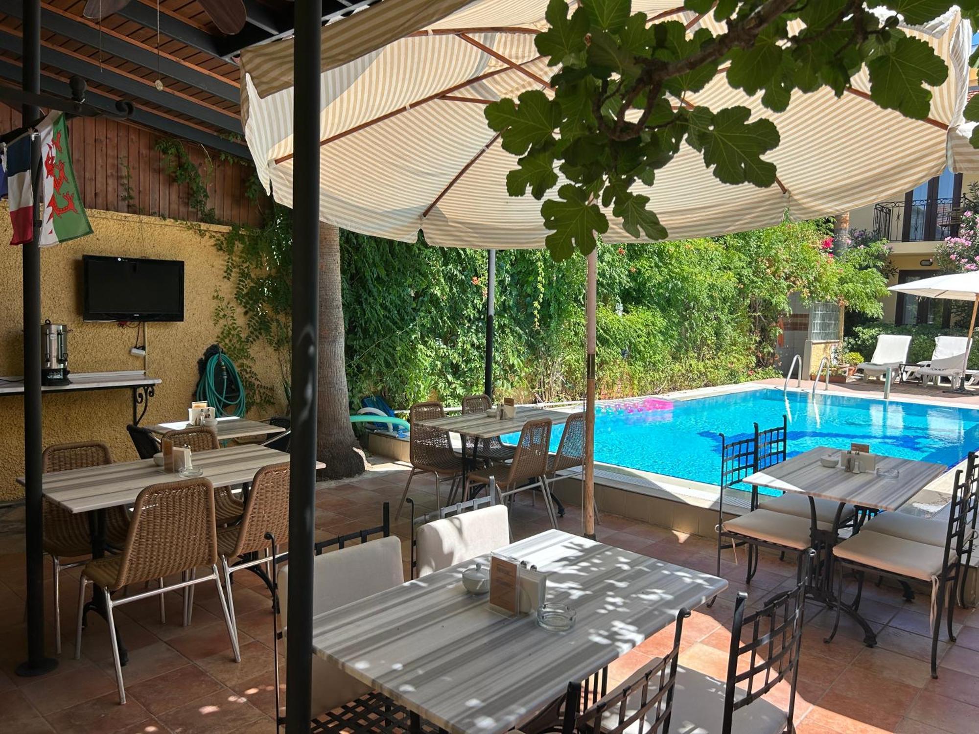 Villa Danlin Hotel Гёчек Экстерьер фото