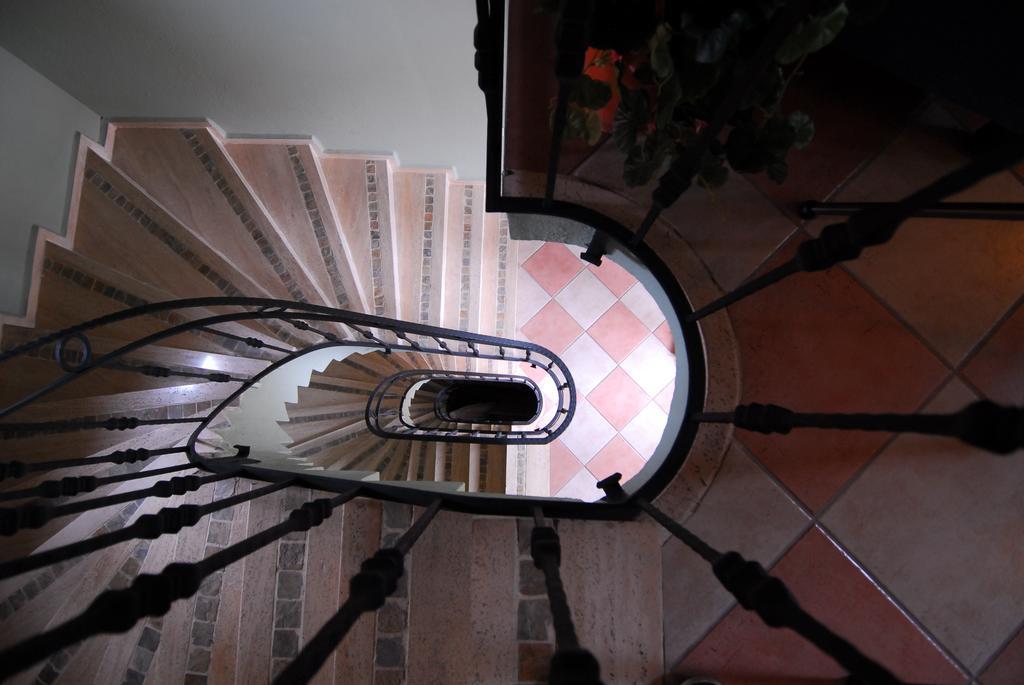 Villa Danlin Hotel Гёчек Экстерьер фото
