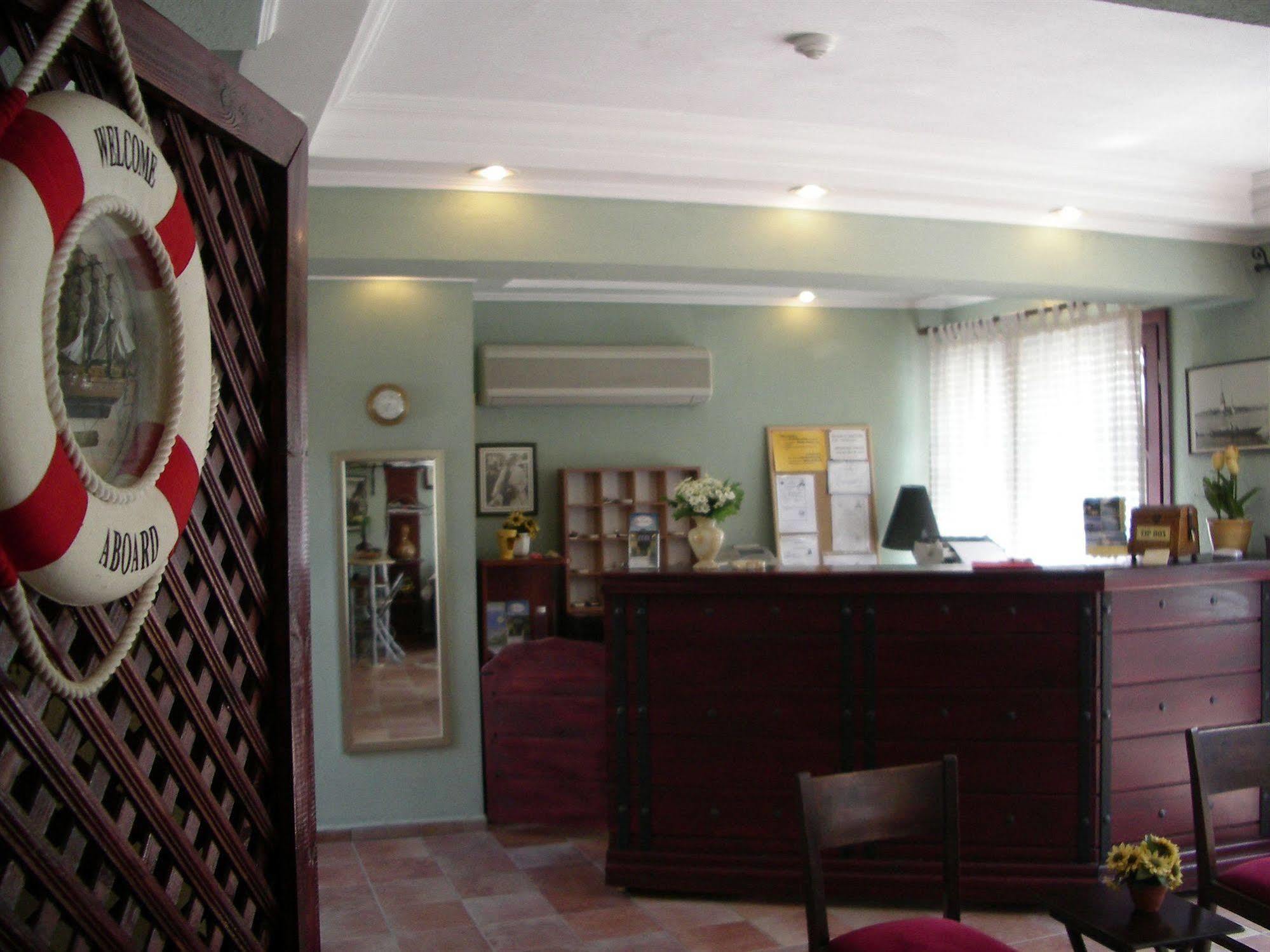 Villa Danlin Hotel Гёчек Экстерьер фото