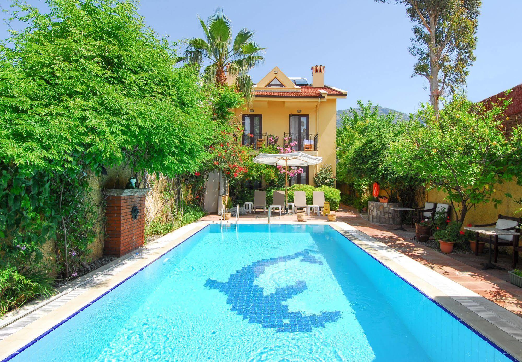 Villa Danlin Hotel Гёчек Экстерьер фото