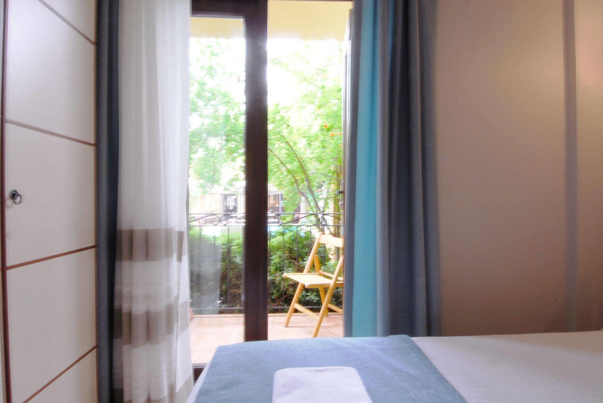 Villa Danlin Hotel Гёчек Экстерьер фото