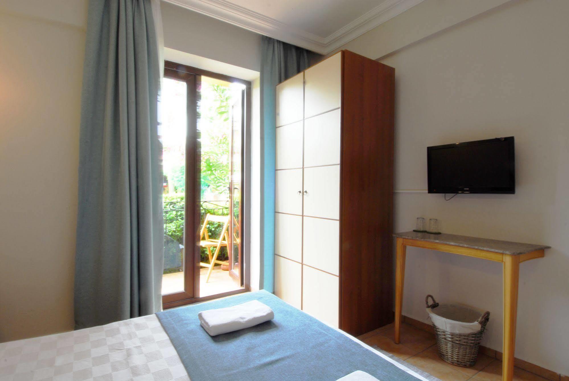 Villa Danlin Hotel Гёчек Экстерьер фото