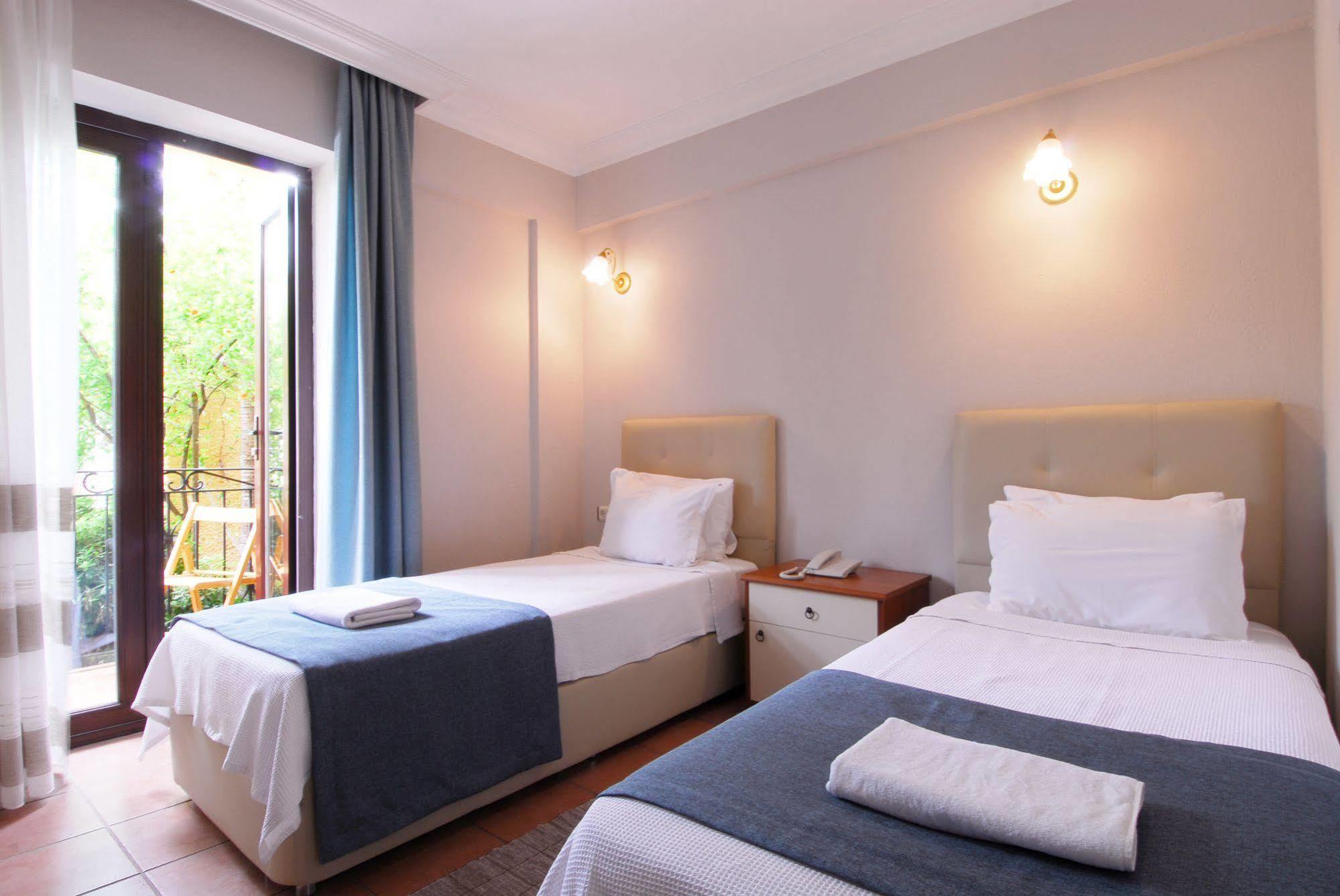 Villa Danlin Hotel Гёчек Экстерьер фото