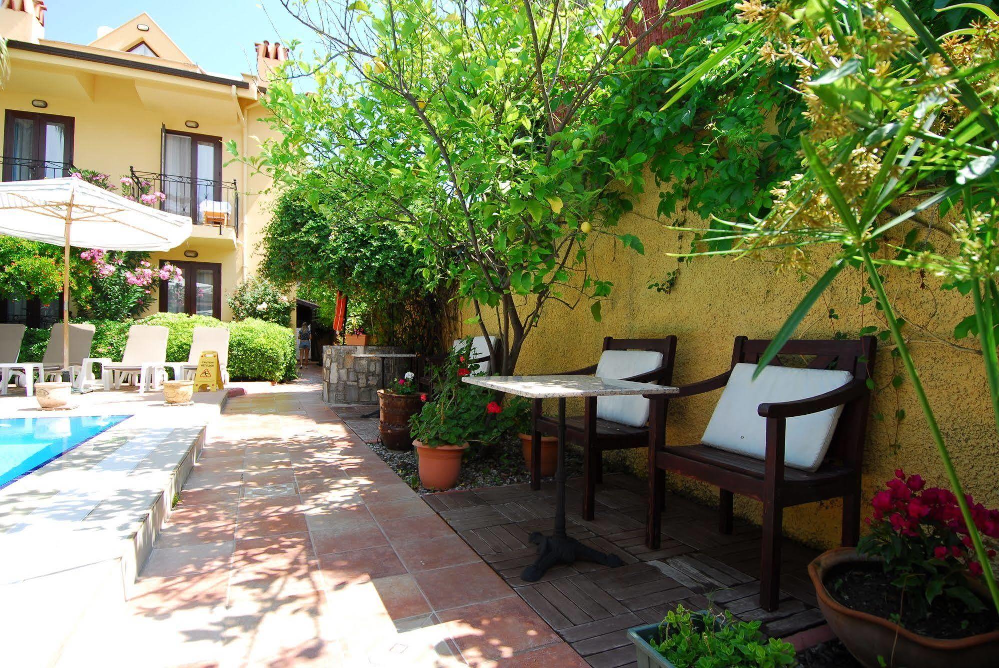 Villa Danlin Hotel Гёчек Экстерьер фото